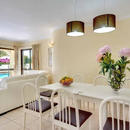 Villa Miramar *